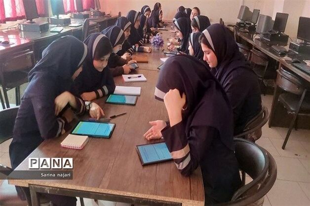 نماینده مجلس: الفبای اقتصاد باید از دوران دانش‌آموزی آموزش داده شود