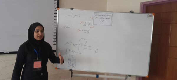 برگزاری جشنواره تدریس همیار معلم در دبیرستان فرزانگان استعداد درخشان ملارد