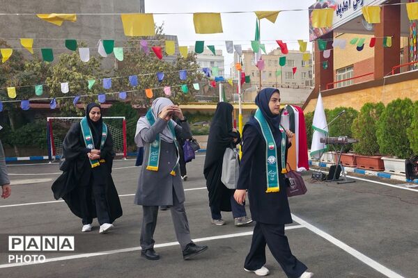آماده‌سازی دوره تربیت مربی پیشتاز کاردان و اردو بازی در مدرسه شاهد بهشت شهرستان رباط‌کریم