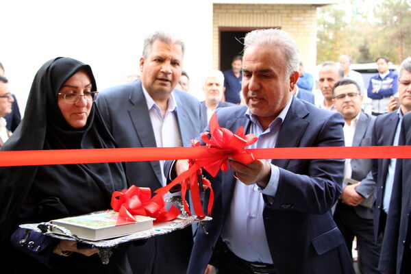 اهدا دستگاه شتابگر الکترونی به دانشگاه یزد