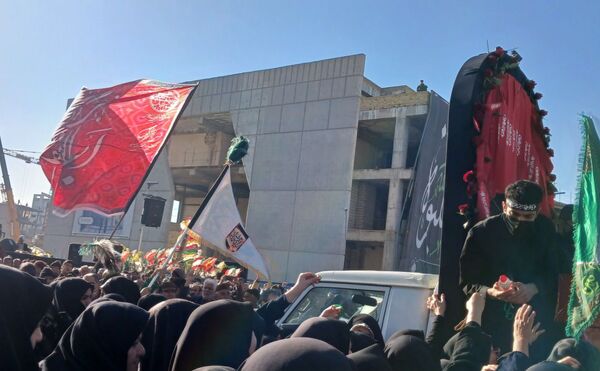 بزرگترین اطعام فاطمی کشور در مراسم استقبال از شهدا