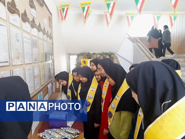 جشن عاطفه ها در دبیرستان علی افشارنژاد ناحیه۶ مشهد 