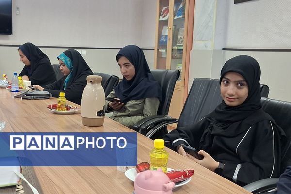  برگزاری کارگاه نو راوی مهر در سازمان  دانش‌آموزی استان فارس 