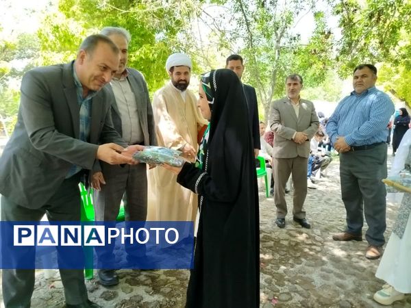 برگزاری افتتاحیه کلاس‌های غنی‌سازی اوقات فراغت در شهرستان فاروج 