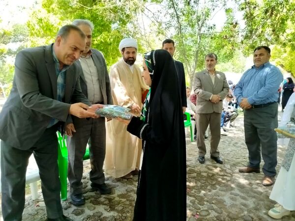 برگزاری افتتاحیه کلاس‌های غنی‌سازی اوقات فراغت در شهرستان فاروج 