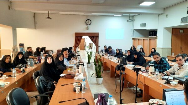 کارگاه‌های برنامه جامع تربیت پژوهشگر در پژوهشکده عباس زادگان مشهد 