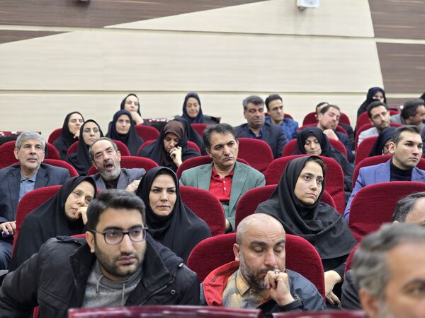 آیین تکریم و معارفه مدیر آموزش و پرورش ناحیه۴ استان اصفهان