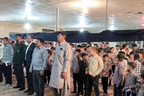 جشن آغاز سال تحصیلی و گرامیداشت هفته دفاع مقدس در حسینیه سیدالشهداء روستای مزرعه شهید بهشتی