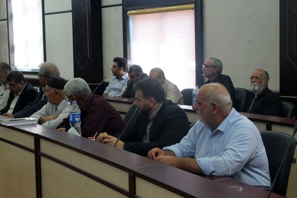 جلسه انتخاب هیأت مدیره حامیان پردیس دانشگاه تهران در گلوگاه 
