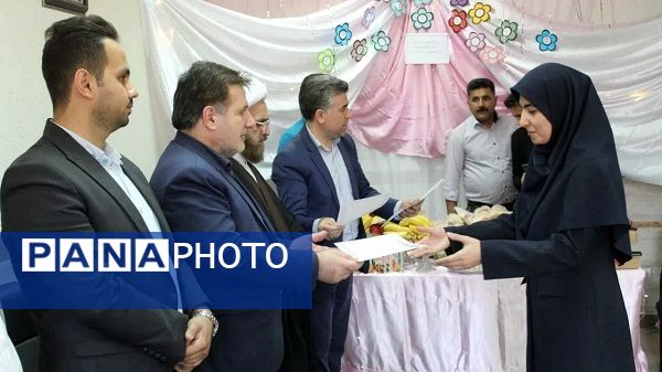 تجلیل از معلمان شهرستان اشتهارد