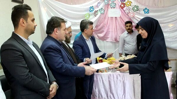 تجلیل از معلمان شهرستان اشتهارد