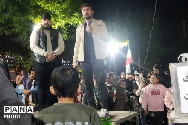  مردم بهارستانی میدان را خالی نکردند