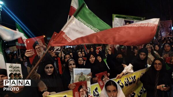 نمایش  اقتدار و وفاداری ،حضور پرشور مردم کوهدشت