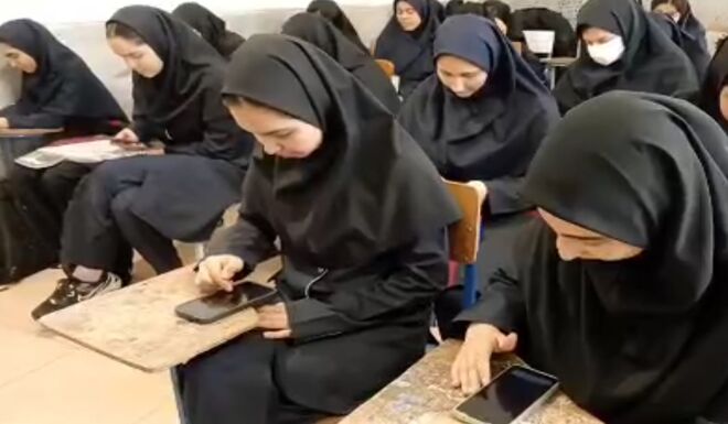 اجرای تست غربالگری در دبیرستان دارالزهرا(س) قم