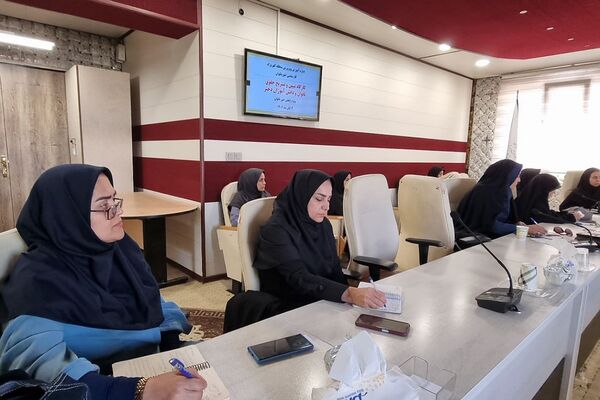 کارگاه "تبیین حقوق بانوان فرهنگی و دختران دانش‌آموز " منطقه کهریزک
