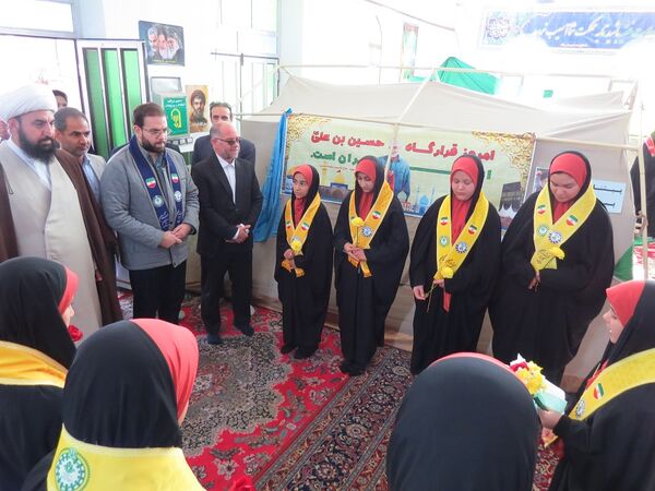 بازدید قائم مقام سازمان دانش‌آموزی از دانش‌آموزان پیشتاز معتکف بام و صفی‌آباد