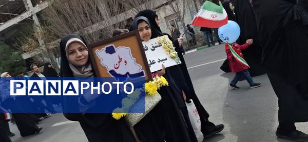 جلوه هایی از راهپیمایی جشن پیروزی انقلاب در شهر قم