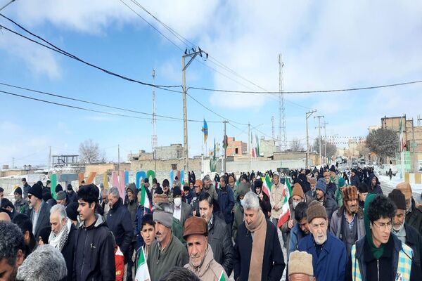 راهپیمایی ۲۲ بهمن در شهر تیتکانلو 