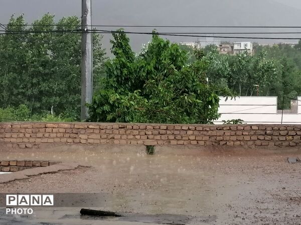 بارش شدید باران در اواخر خرداد ماه در شهر بار 