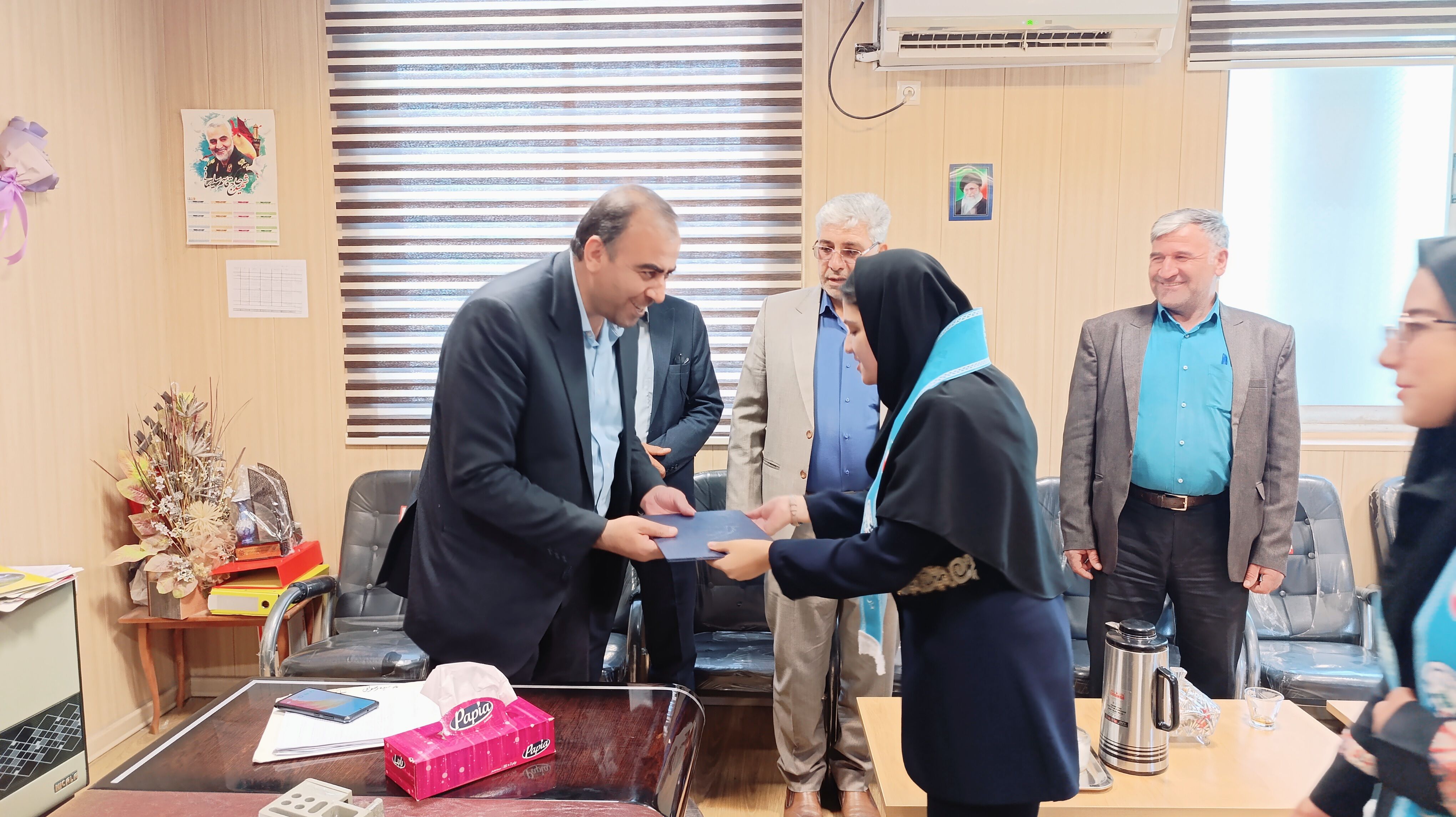 برگزاری طرح «سپاس معلم» در یاسوج با حضور دانش‌آموزان پیشتاز