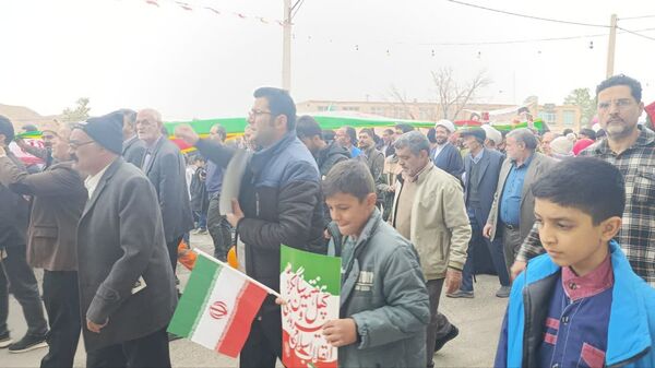 حضور با شکوه مردم تفت در راهپیمایی ۲۲ بهمن