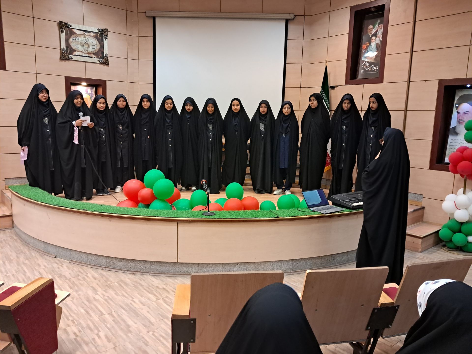 مسابقات فرهنگی هنری در ناحیه 2 مشهد