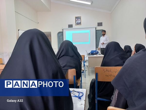 برگزاری اردوی آموزشی خبرنگار دانش‌آموزان منطقه افشار