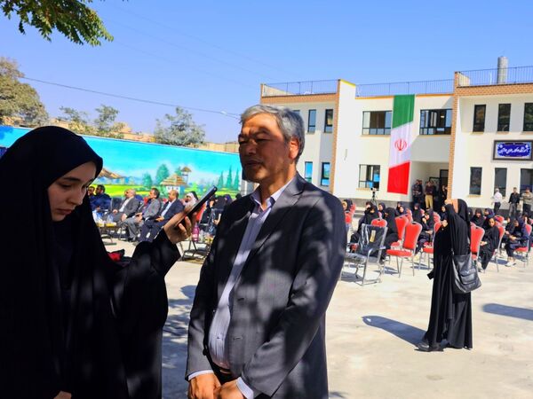آیین بهره‌برداری و رونمایی از آموزشگاه ۱۲ کلاسه‌ علوی ۱۳ آبان در مشهد