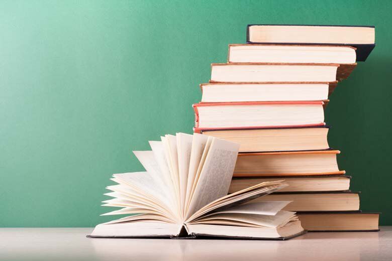 کتاب، مربی خاموش است