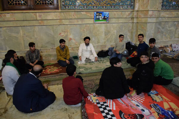 نخستین روز اعتکاف دانش‌آموزی در مساجد قم