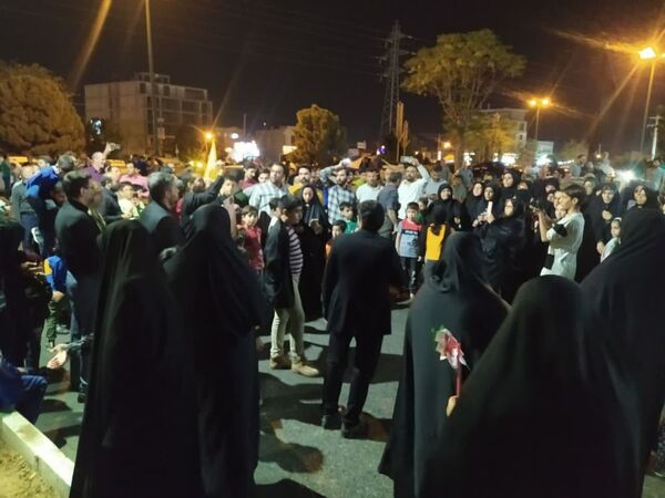 خروش مردم دار المومنین کاشان در میدان جهاد