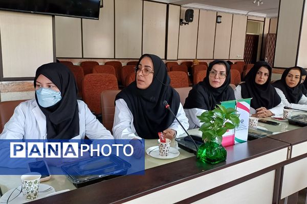 تقدیر از مراقبین سلامت و ارگان‌های مرتبط با حوزه سلامت در اداره آموزش و پرورش شهریار 