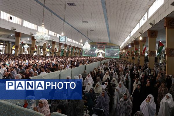 حضور پرشور مردم پاکدشت در نماز عید فطر