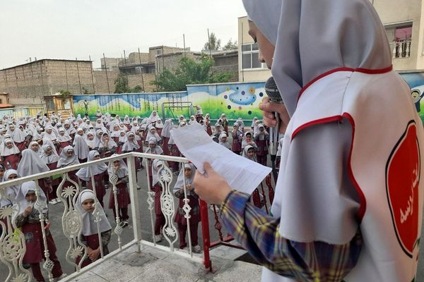 گرامیداشت هفته معلم در مدارس پیشوا