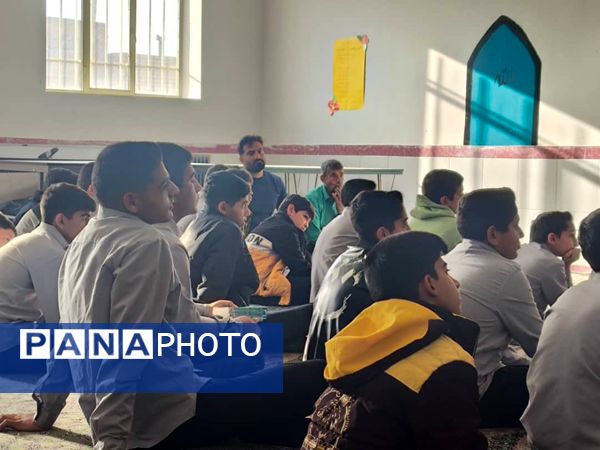 گرامیداشت ایام فاطمیه در دبیرستان خاتم الانبیا خاتم