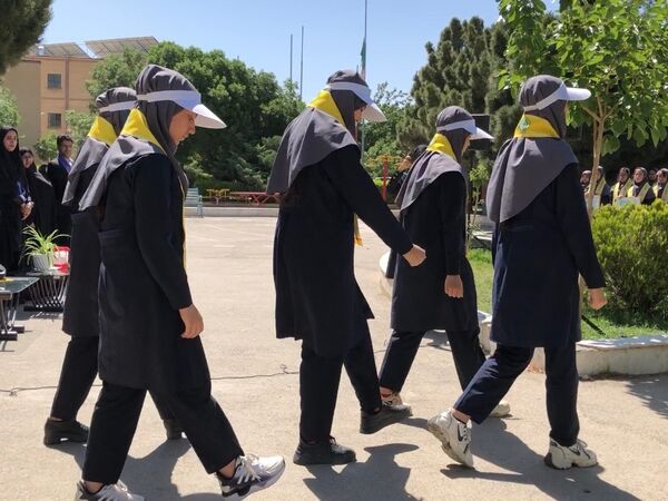 بازدید ارزیاب سازمان دانش‌آموزی کشور از دبیرستان تشکیلاتی المهدی ناحیه ۵ مشهد