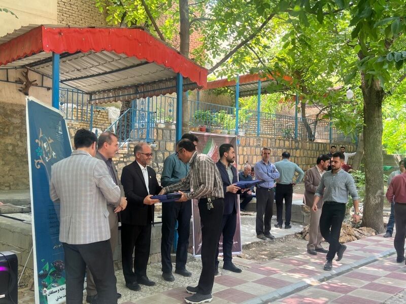 مراسم تجلیل از همکاران فعال حوزه پرورشی شهرستان‌های مانه و سملقان در بوم گردی زو علیا