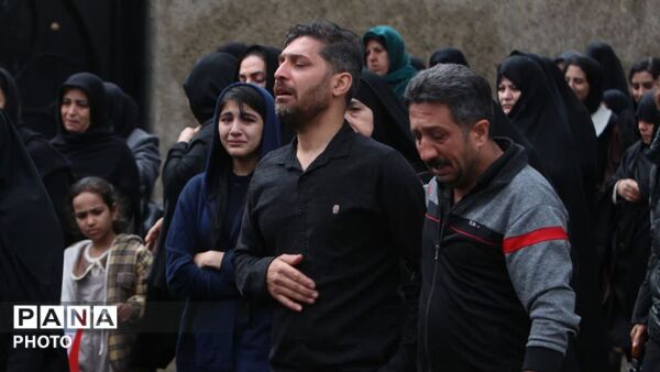 مراسم تشییع و تدفین پیکر پاک شهیدان والامقام محمد رنجبر کهن و مجید رستمی در نظرآباد