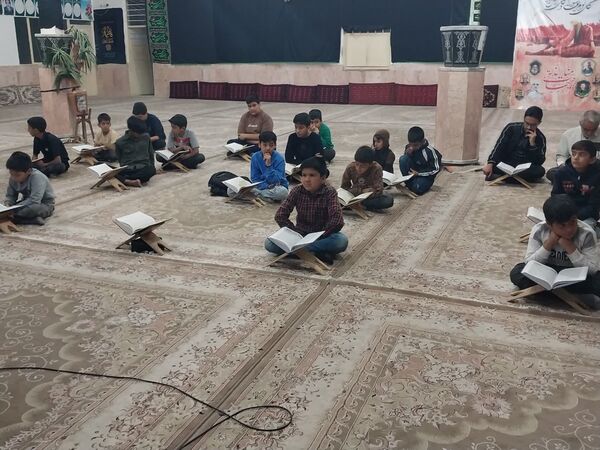 مراسم معنوی انس با قرآن یادواره شهدای فدافن 