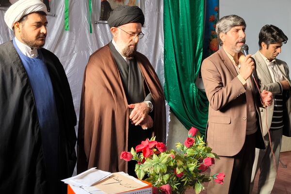 روایت همدلی دانش‌آموزان مدارس شهرستان آباده در پویش «ایران همدل»