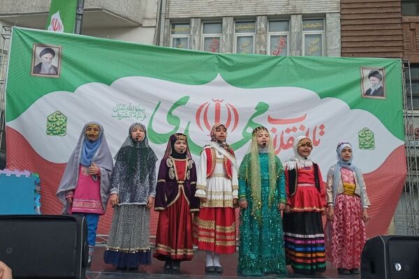 تجدید پیمان مردم پایتخت در روز ۲۲ بهمن