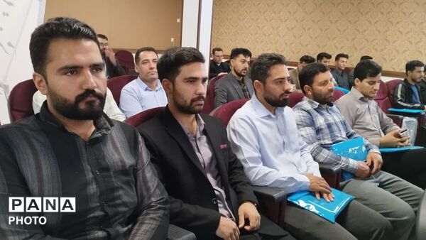 نشست هم‌اندیشی و هم فکری مدیران مدارس کلات