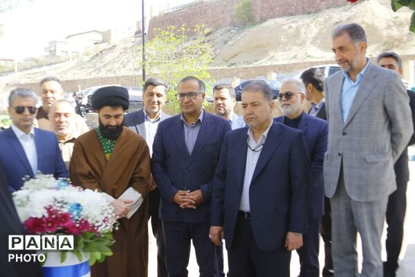 حضور مسئولان ارشد در مزار شهید گمنام فیروزکوه؛ تجلیل از مقام شامخ شهدا