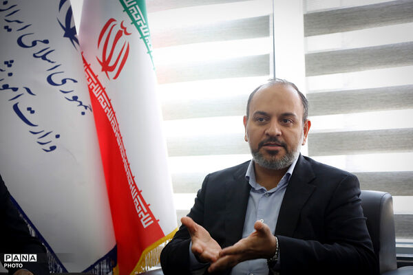 بازدید معاون پرورشی و فرهنگی از مرکز اطلاع‌رسانی و روابط عمومی وزارت آموزش و پرورش