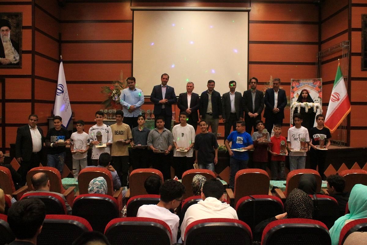 تجلیل از پسران آینده‌ساز بهارستانی