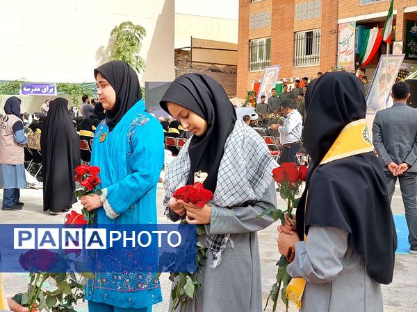 زنگ جوانه ها در مشهد به صدا در آمد