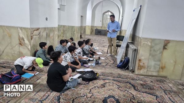 مسجدی که تبدیل به سنگر حفظ جبهه‌ دانش شد