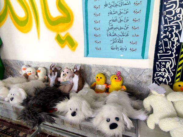 برگزاری نمایشگاه کارهای هنری در دبیرستان فیاض شهرستان کاشمر 