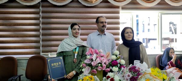 استقبال از دانش آموز شیروانی دارنده مدال برنز جهانی المپیاد علوم زمین