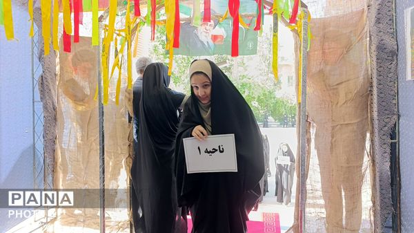 برگزاری مسابقات استانی قرآن، عترت و نماز دانش آموزان و فرهنگیان استان لرستان